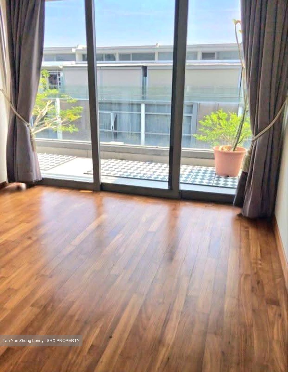 Hillcrest Villa (D11), Terrace #620745591